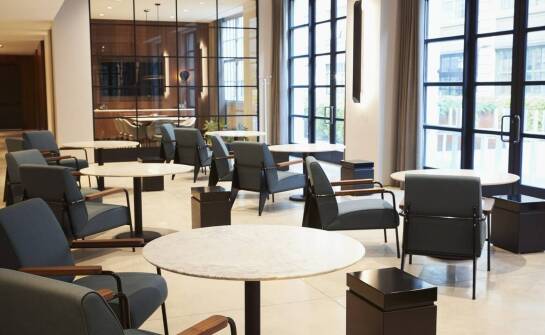 Jak dobrać donice z włókna szklanego na wymiar do przestrzeni komercyjnych?