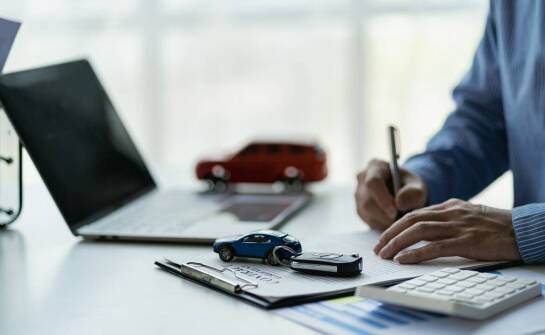 Jak przebiega transakcja w punkcie skupu aut?