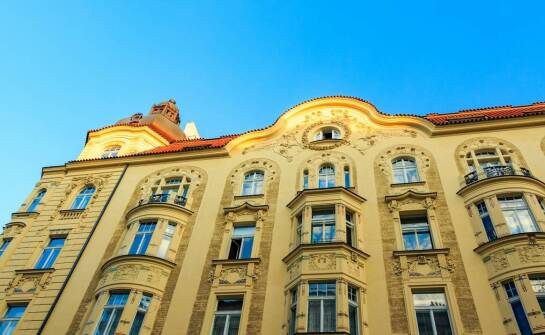 Jak znaleźć atrakcyjne mieszkanie na sprzedaż w pobliżu Warszawy?