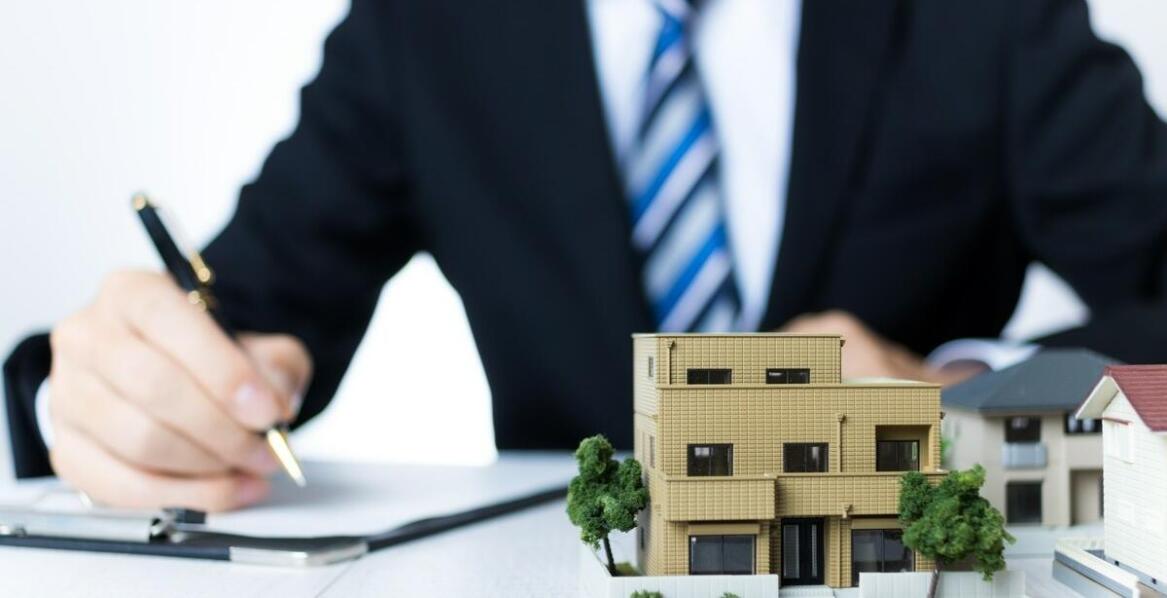 Jak skutecznie przygotować się do sprzedaży mieszkania lub domu?