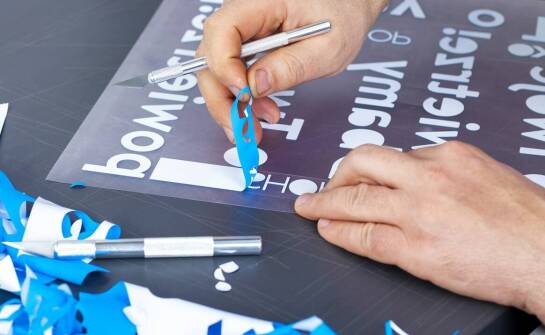 Jak wybrać najlepszy klej do plakatów? Rodzaje, właściwości i zastosowania