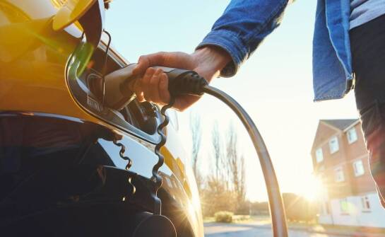 Jak działa instalacja gazowa w samochodzie i kiedy warto odwiedzić serwis LPG