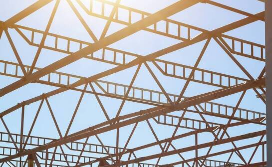 Najważniejsze rodzaje konstrukcji budowlanych – zastosowania i wyzwania