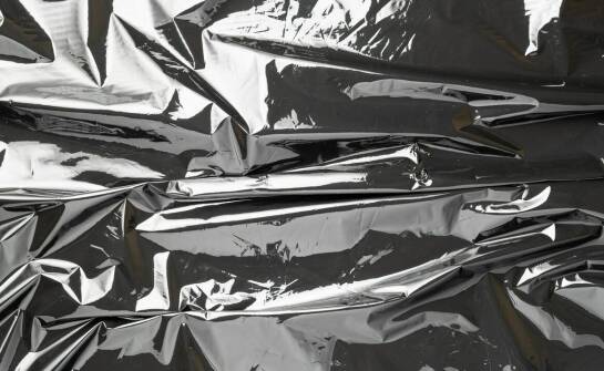 Zastosowania kapturów foliowych w transporcie i magazynowaniu produktów