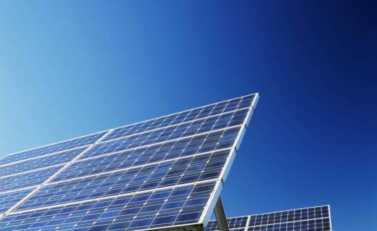 Ogniwa fotowoltaiczne – zastosowanie, rodzaje i potencjał energii słonecznej