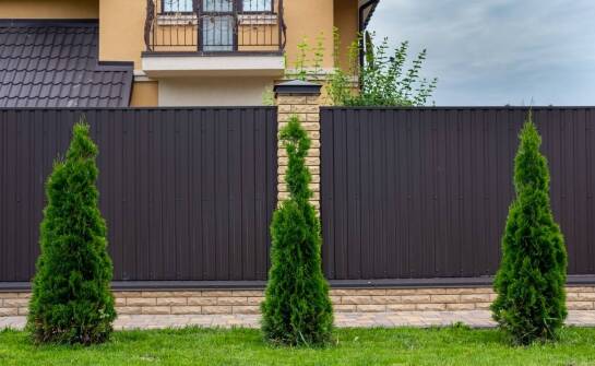 W jaki sposób ogrodzenia panelowe wpływają na estetykę posesji?