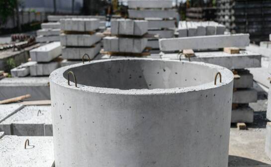 Donice z betonu – trwałe i stylowe rozwiązania od Unipol Carbon-Steel