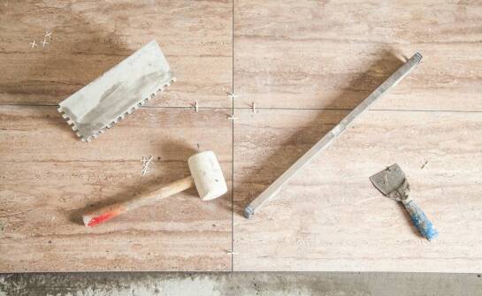 Zastosowanie i zalety płyt betonowych w aranżacji przestrzeni zewnętrznych