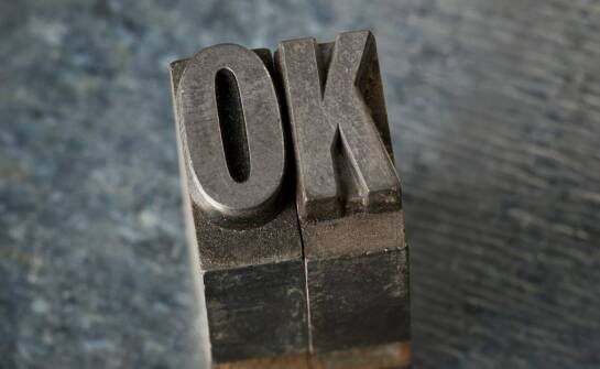 Porównanie ofert OC – jak znaleźć atrakcyjną polisę i uniknąć przepłacania