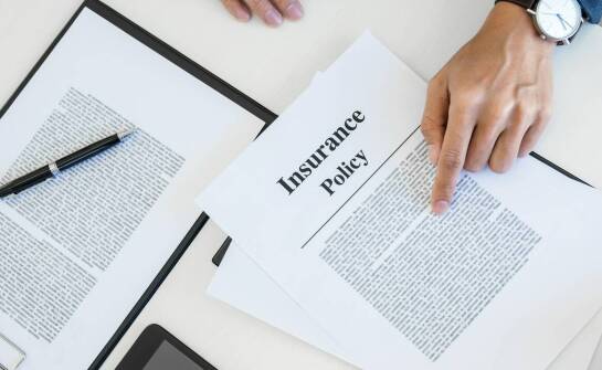 Jak znaleźć najtańsze OC? Sprawdzone sposoby na oszczędności w ubezpieczeniach