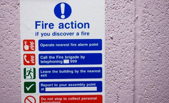 Dlaczego stosowanie instrukcji bezpieczeństwa ma kluczowe znaczenie?