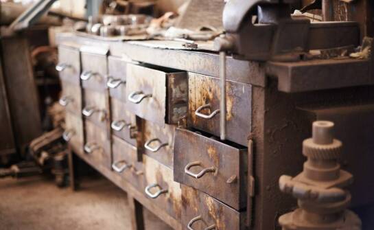 Najpopularniejsze zastosowania artykułów metalowych w codziennych zastosowaniach