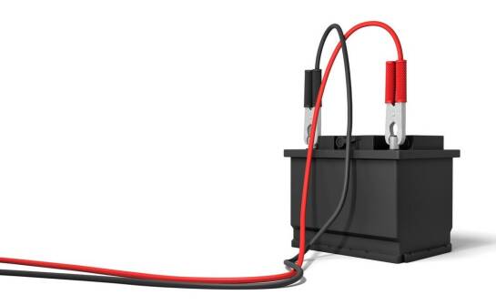 Jak działa zasilacz awaryjny UPS i kiedy warto go stosować?