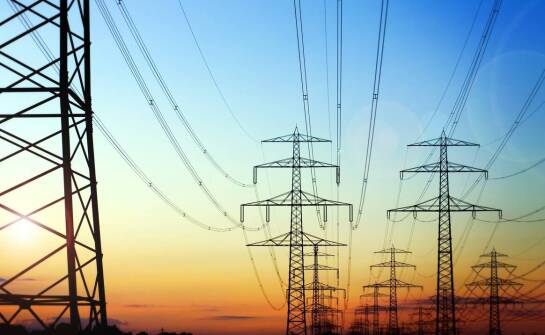 Zasilacze bezprzerwowe – jak działają i kiedy warto je stosować