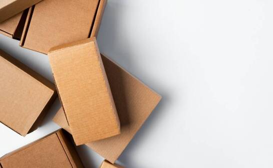Zastosowania opakowań tekturowych – co warto wiedzieć przed wyborem?