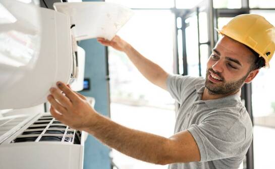 Jak działa serwis klimatyzacji i kiedy warto przeprowadzić przegląd?