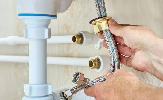 Instalacje wodno-kanalizacyjne – najważniejsze informacje i porady