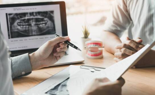 Jak przygotować się do pierwszej konsultacji dentystycznej – najważniejsze informacje