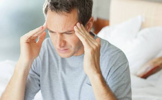 Zawroty głowy – najczęstsze przyczyny oraz skuteczne metody leczenia