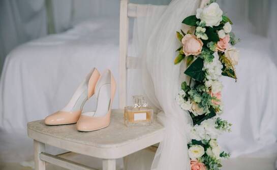 Buty ślubne na słupku – jak wybrać wygodny i stylowy model Marshall Shoes