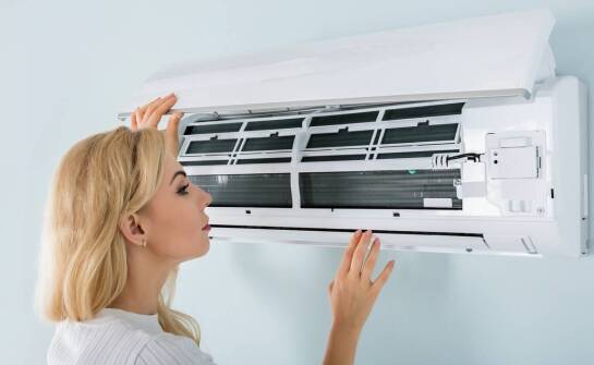 Najważniejsze informacje o klimatyzacji – jak działa i kiedy warto zamontować