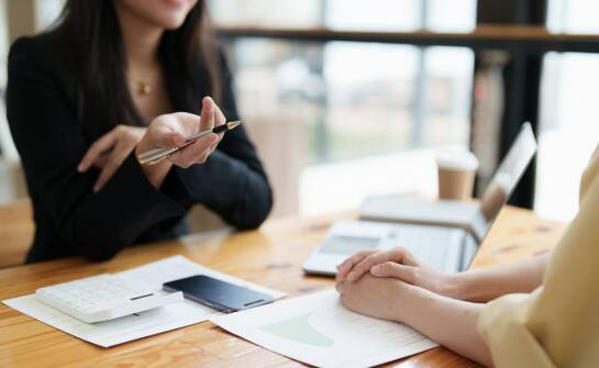 Jak wybrać dobrego pośrednika kredytowego i na co zwrócić uwagę?