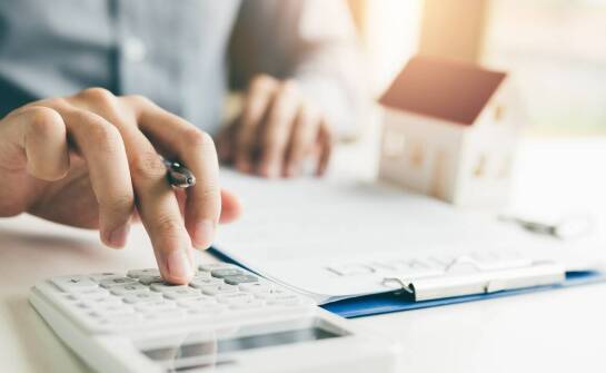 Jak wybrać korzystny kredyt hipoteczny? Kluczowe informacje przed decyzją