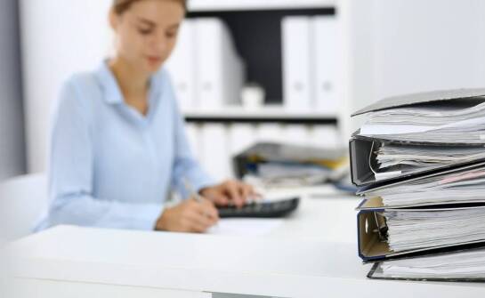 Jak działa biuro rachunkowe i jakie korzyści oferuje firmom?