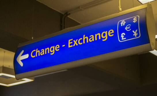 Jak działają kursy walut i kantory? Najważniejsze informacje w pigułce