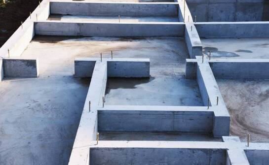 Beton architektoniczny – zastosowanie i właściwości materiału od producenta