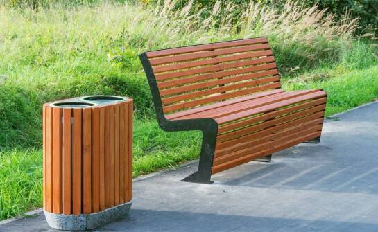 Jak wybrać praktyczny zestaw ławek do ogrodu i przestrzeni publicznej