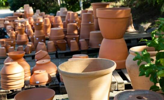 Zestawy donic – jak wybrać idealne rozwiązanie do każdego wnętrza?