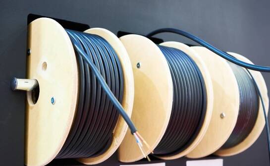 Jakie są najnowsze trendy w projektowaniu rolek do rozwijania kabli?