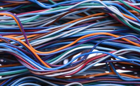 Zastosowania i właściwości drutów kwadratowych w różnych branżach