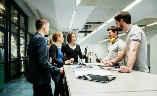 Obsługa kadrowa – najważniejsze informacje i aktualne trendy w branży