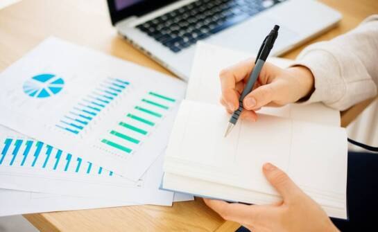 Pełna księgowość – zasady rozliczeń i znaczenie dla stabilności biznesu