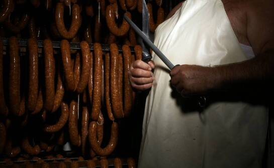 Jak powstają wędliny – proces produkcji i sekrety smaku wędlin