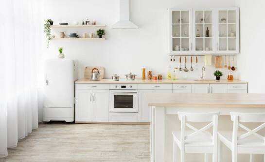 Jak powstają kuchnie na zamówienie i dlaczego warto rozważyć tę opcję