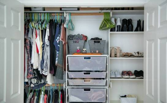 Jak wybrać idealną szafę na wymiar – praktyczne rozwiązania do domu