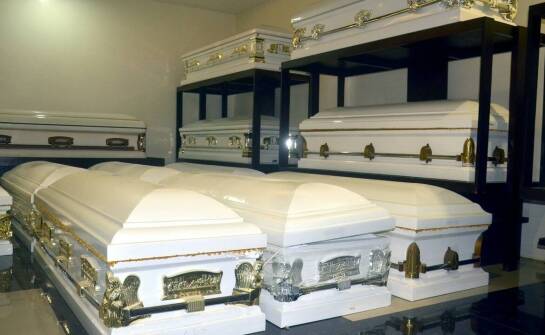 Jak przebiega kremacja zwłok? Najważniejsze informacje i etapy procesu