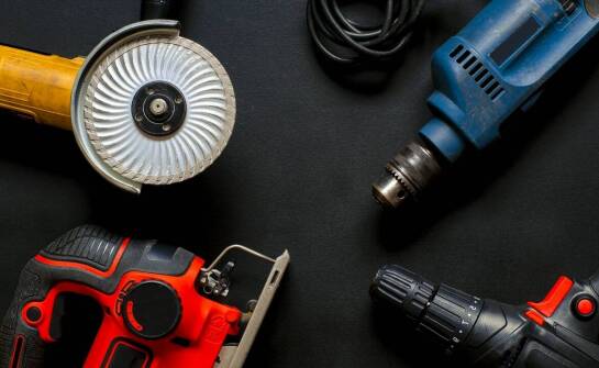 Jak wybrać najlepsze elektronarzędzia – porady i najważniejsze kryteria