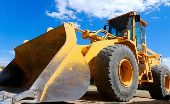Rodzaje sprzętu budowlanego dostępnego na wynajem – przegląd możliwości