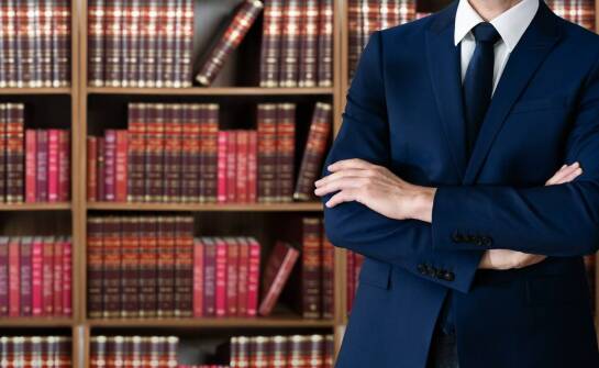 Jak wybrać zaufanego prawnika i na co zwrócić uwagę przed współpracą