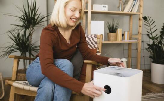 Jak działają oczyszczacze powietrza i dlaczego warto je stosować?
