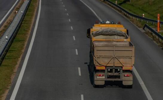 Jak przebiega transport zwłok i jakie formalności należy spełnić?
