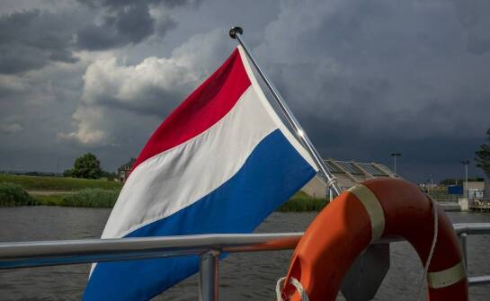 Jak przebiega transport zwłok z zagranicy krok po kroku – kluczowe informacje