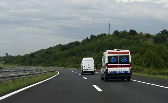 Formalności i etapy przewozu zwłok z Anglii do Polski – co warto wiedzieć