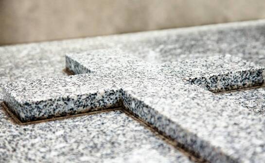 Jak wybrać kostkę brukową do aranżacji podjazdu i ogrodu?