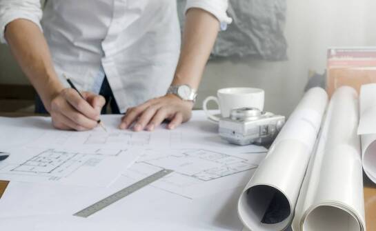 Jak wygląda proces projektowania architektonicznego domu od podstaw?