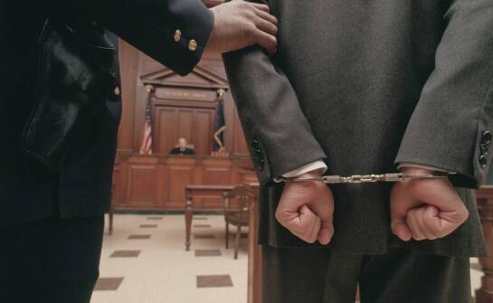 Jak działa postępowanie komornicze i co warto o nim wiedzieć?